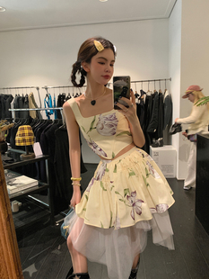 周美美同款 精灵少女花朵印花鱼骨吊带胸衣蓬蓬纱层次半裙套装