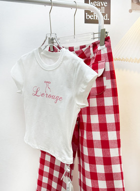 le rouge周美美 Balletcore辣妹蝴蝶结字母印花圆领正肩短袖T恤