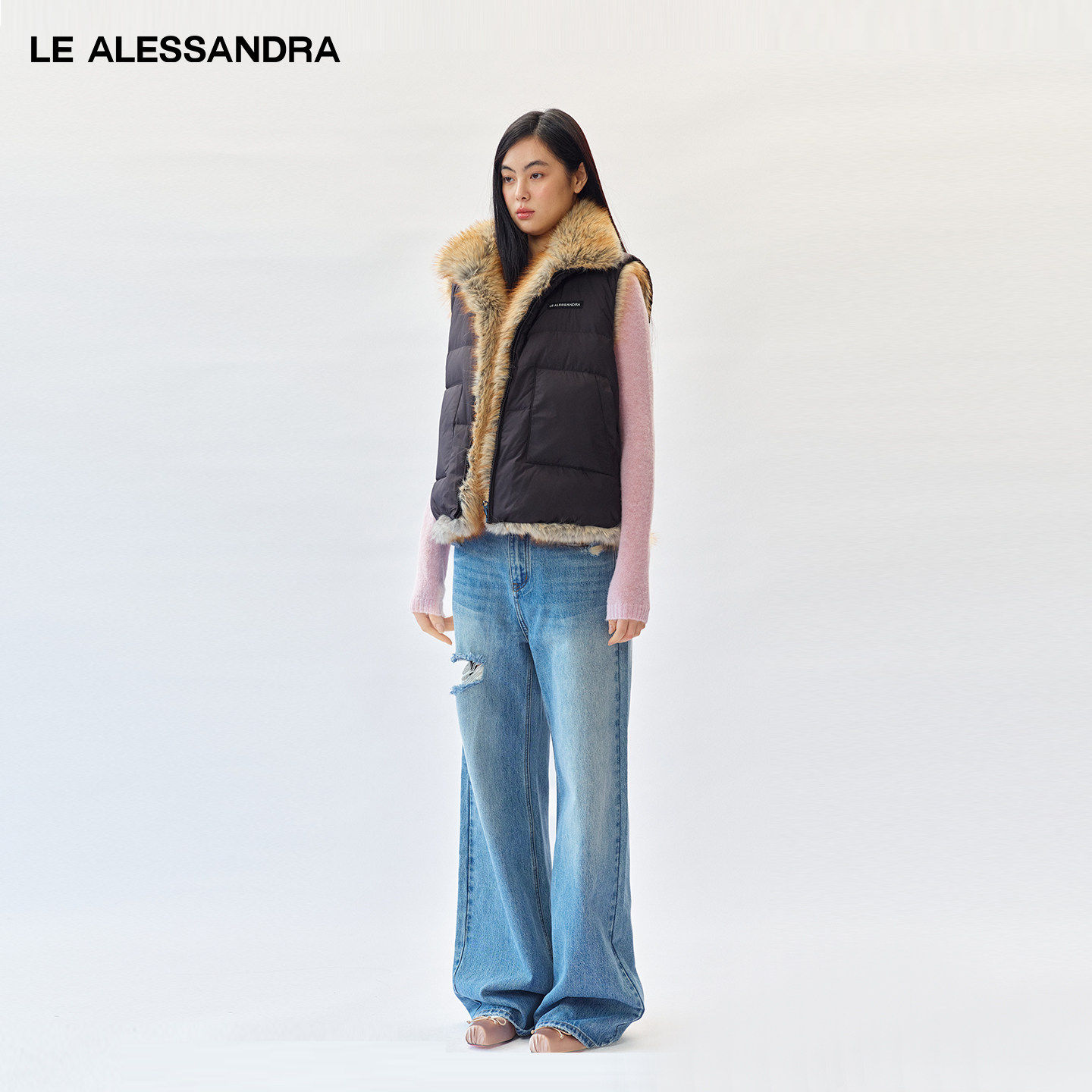 品牌直营 LE ALESSANDRA 双面穿毛领羽绒拉炼宽松马甲背心
