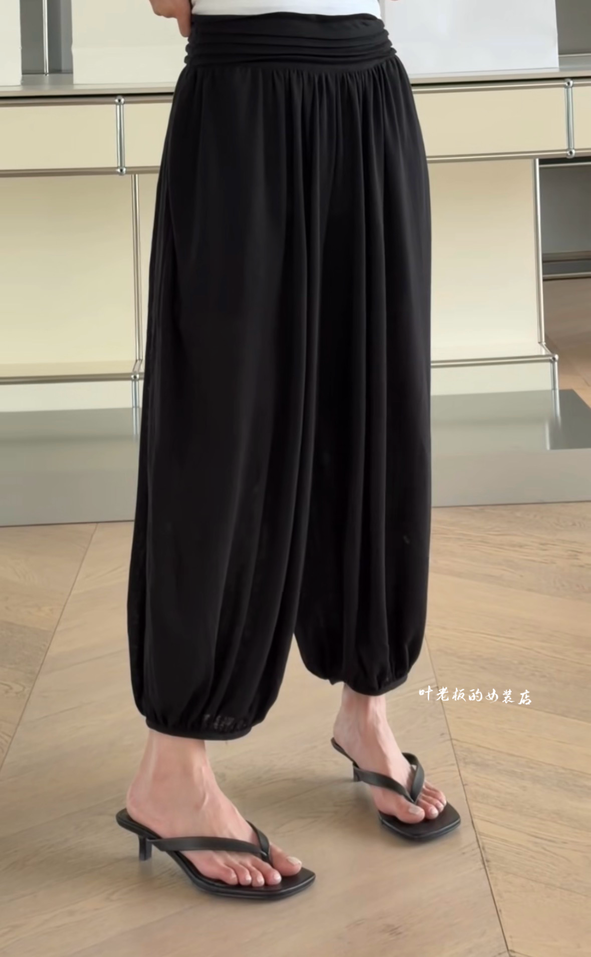 T9578休闲夏凉裤 诗歌兰女装2026夏款气质显瘦黑色九分裤灯笼裤女