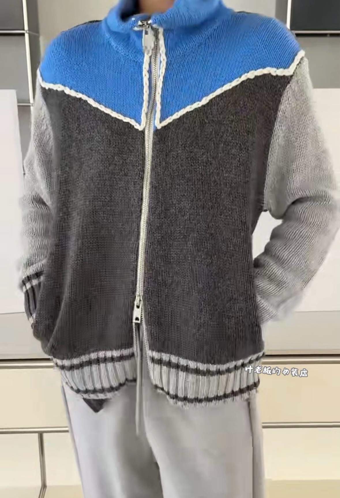 T6907拼色针织开衫 诗歌兰欧货26秋冬款气质蓝灰色立领拉链毛衣女