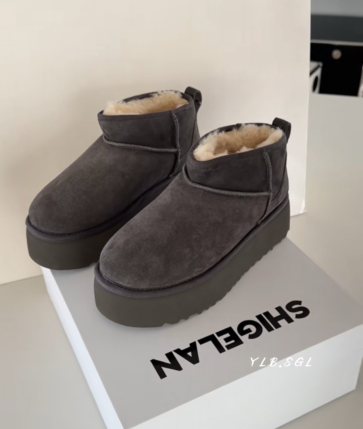 2533-90诗歌兰2025冬款 厚底加绒保暖棉鞋女磨砂皮复古时尚雪地靴