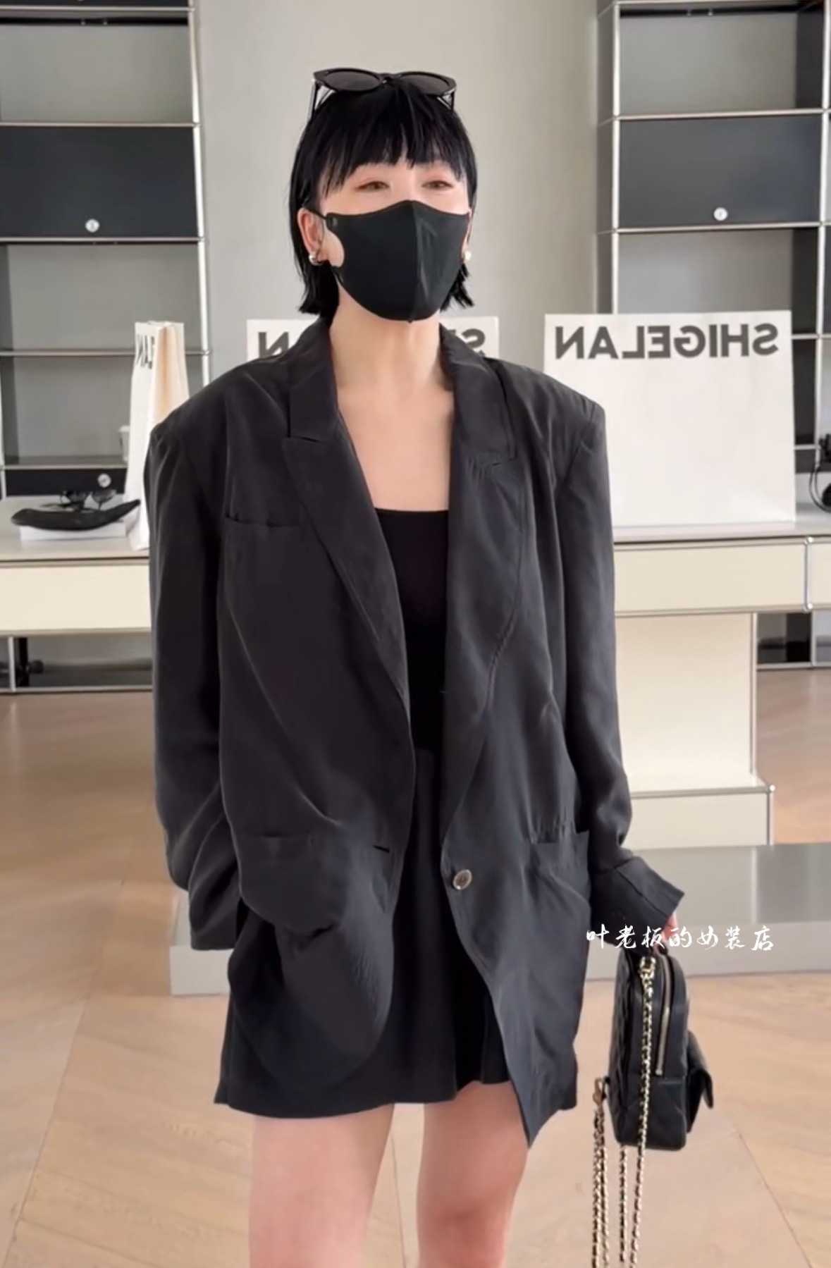 C58613垫肩外套 诗歌兰女装2026夏款气质做旧黑色桑蚕丝防晒西装