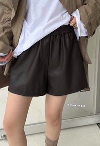 T8661休闲短裤 诗歌兰女装26秋款气质棕色植物蛋白皮松紧腰皮短裤