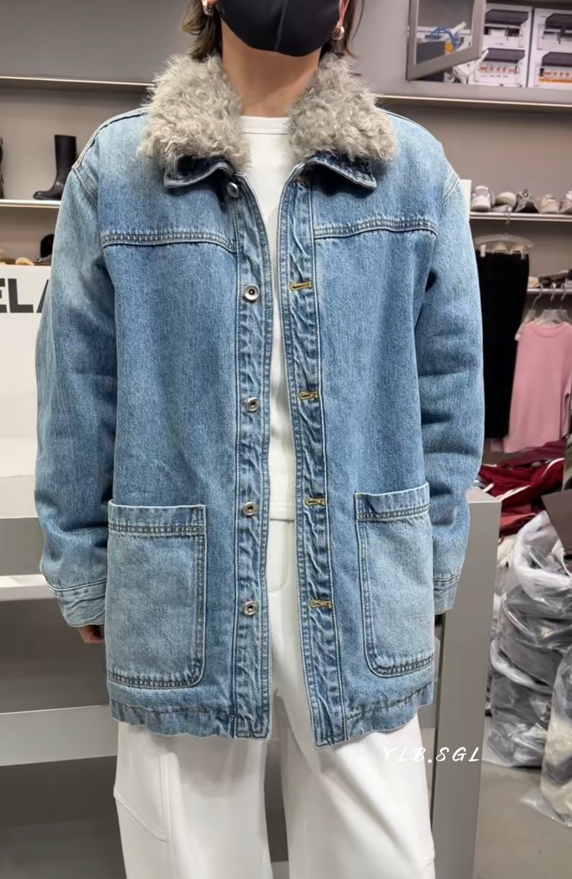 5839诗歌兰女装2025冬款 时尚气质蓝色可脱卸毛领加绒牛仔外套女
