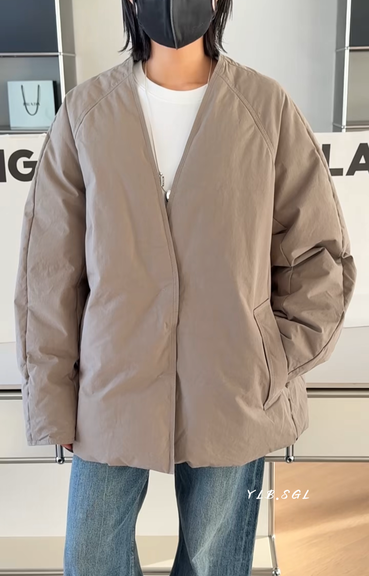 1882诗歌兰欧货女装2025冬款 气质茶色V领吸扣宽松休闲羽绒外套