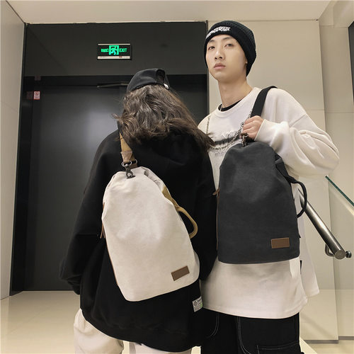 正版jinshiwq新款简约休闲通勤男士胸包大容量旅行单肩包斜跨包