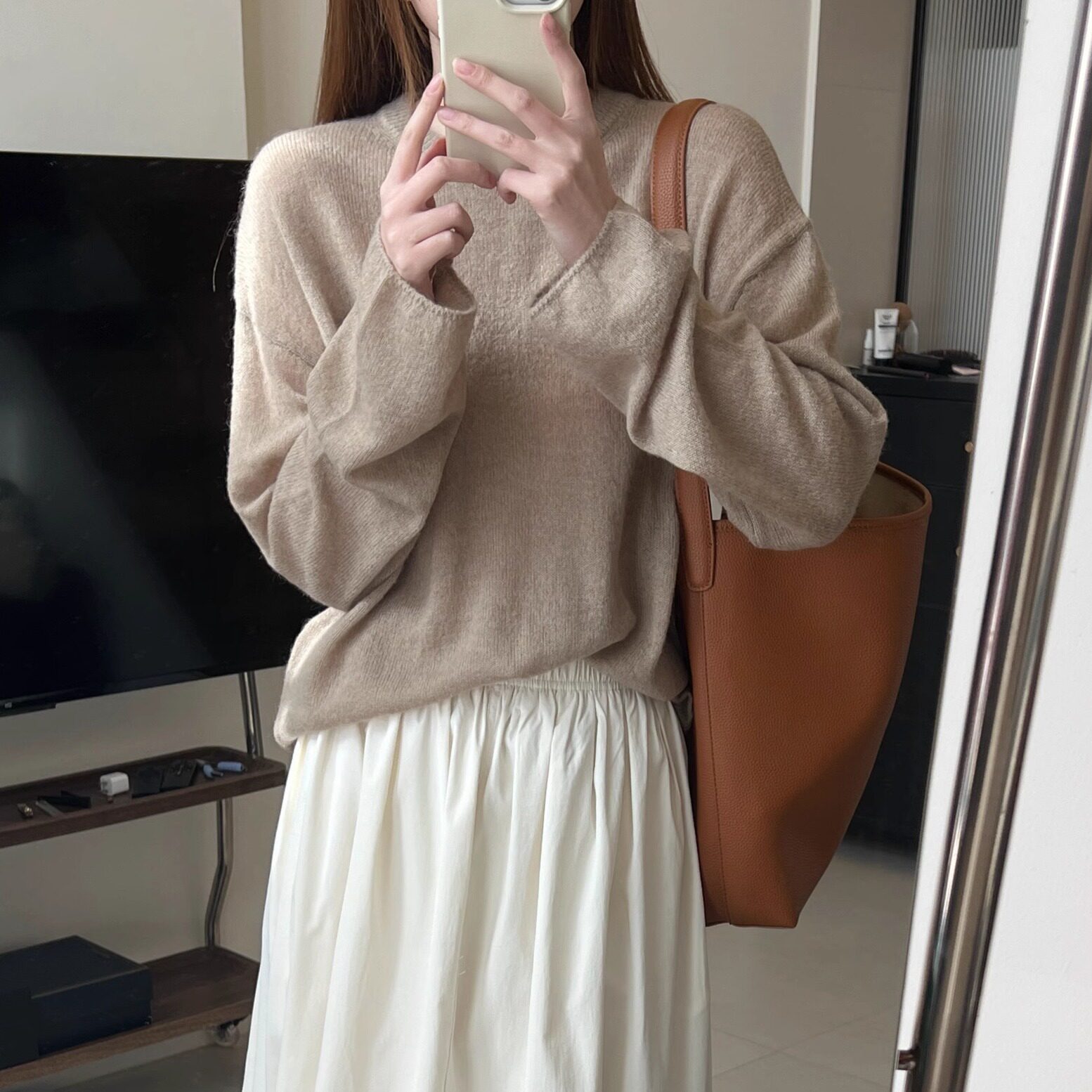 LPANTS 2025春韩版宽松马海毛针织衫圆领套头轻盈长袖罩衫