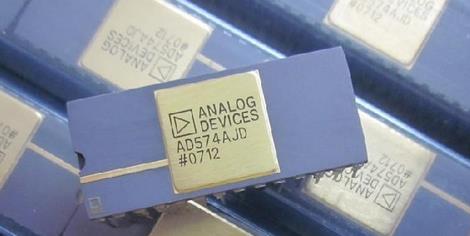 全新 AD574  AD574AJD AD574AJDZ 模数转换器 直插DIP-28 质量好