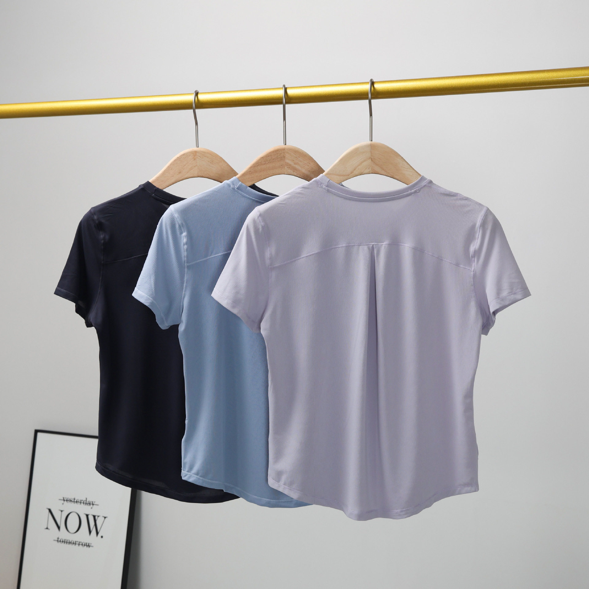 速干健身运动短袖T恤女晨跑步训练透气上衣纯色圆领修身显瘦T恤男,运动服/休闲服装,跑步T恤,淘宝优惠券,粉丝福利购,淘宝优惠卷