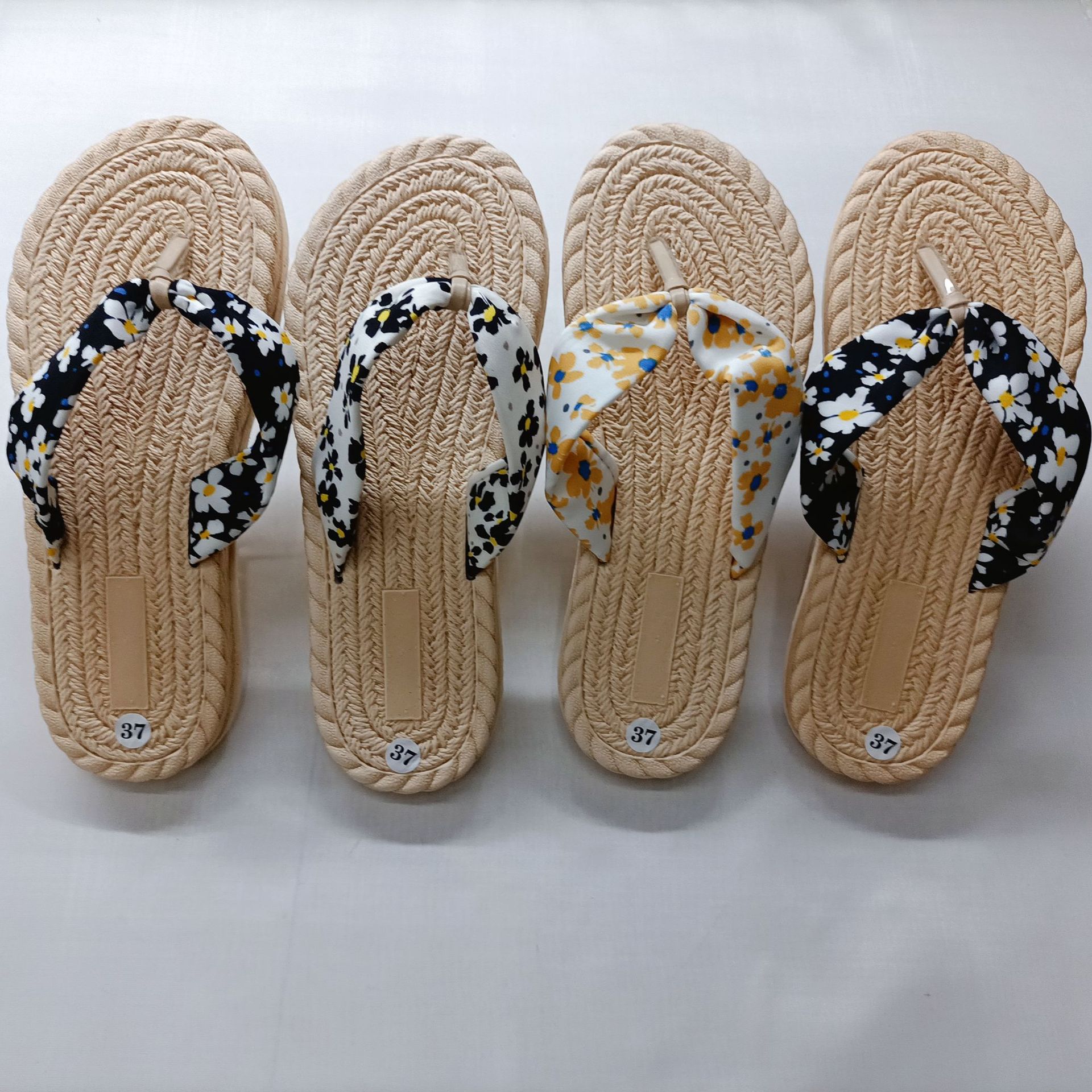 夏季新款压形泡沫拖鞋 时尚舒适平跟橡塑底花布带沙滩人字鞋