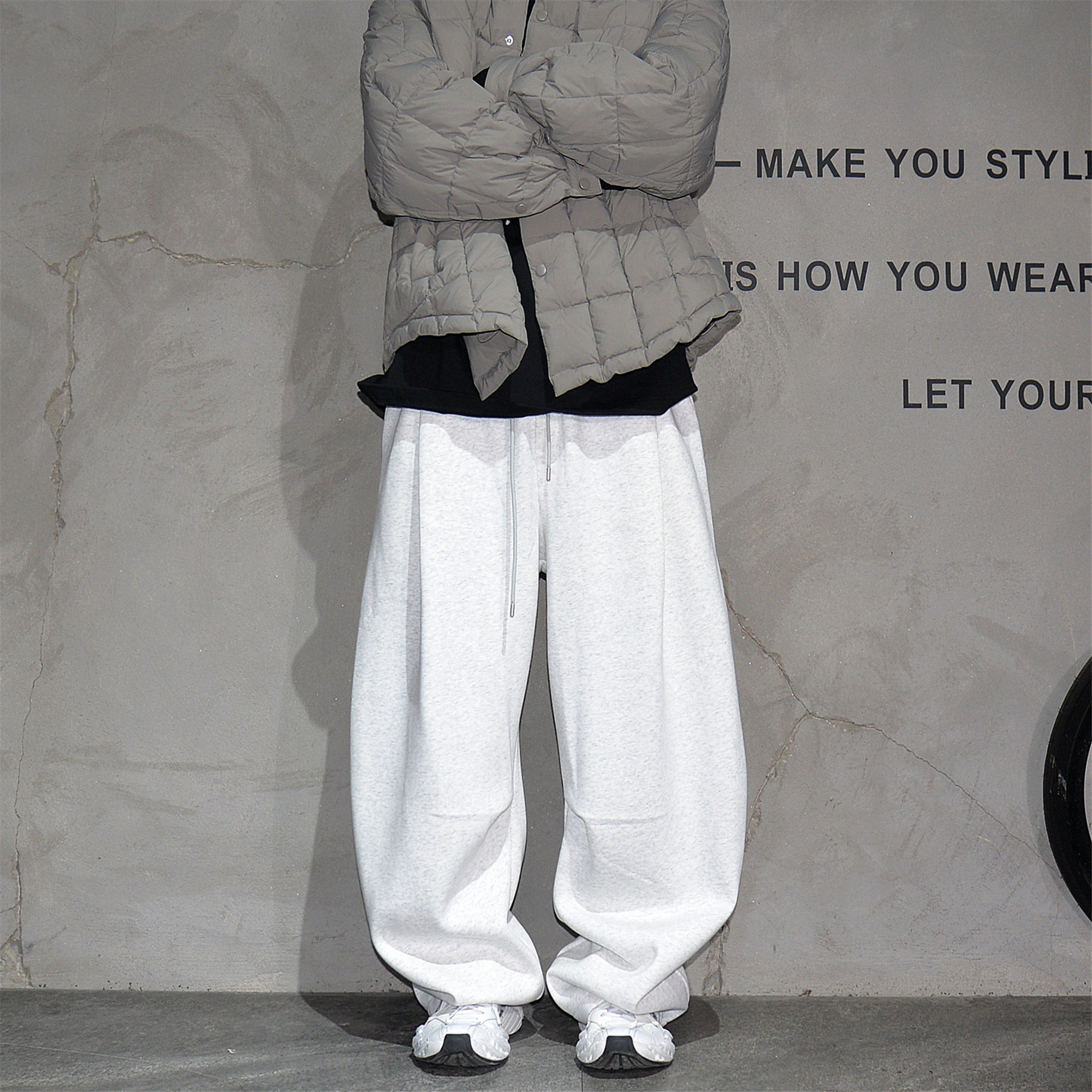 美式休闲灰色阔腿弯刀卫裤男潮牌宽松垂坠感运动裤通勤百搭长裤子,男装,卫裤,淘宝优惠券,粉丝福利购,淘宝优惠卷