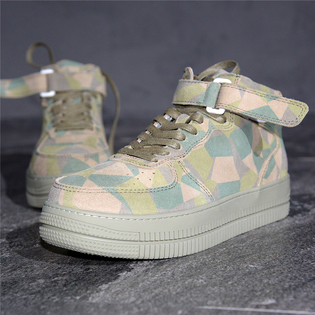 复古迷彩空军一号高帮板鞋男士休闲厚底磨砂真皮中邦鞋内增高潮鞋