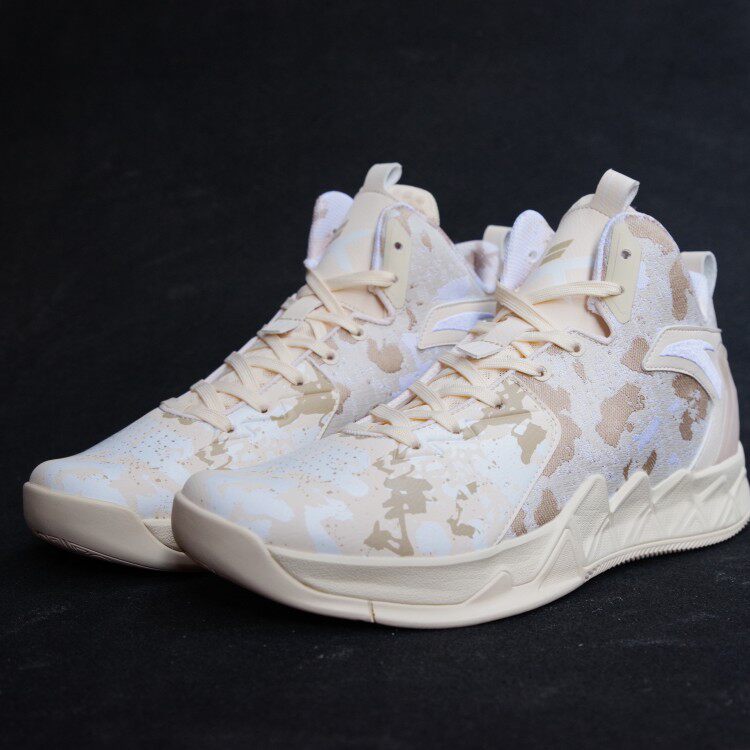 安踏男鞋汤普森二代kt2战靴防滑耐磨轻便实战运动篮球鞋11941102s