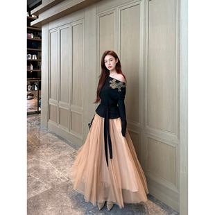 GEMQI 斜肩刺绣绑带上衣伞状纱裙套装暗黑系晚宴礼服裙派对炸街