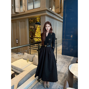 GEMQI V领烫钻花朵针织长裙重工长袖连衣裙 秋冬内搭晚宴派对战袍