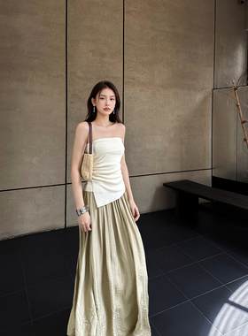 GEMQI 慵懒简约遮跨褶皱高腰A字半身裙子女夏季2025新款休闲长裙