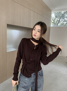 GEMQI 酒红色含羊毛针织开衫女秋季新款别致独特挂脖飘带毛衣外套