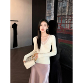女露锁骨上衣巨好看 GEMQI 纯欲V领蕾丝针织衫 早秋穿搭打底毛衣
