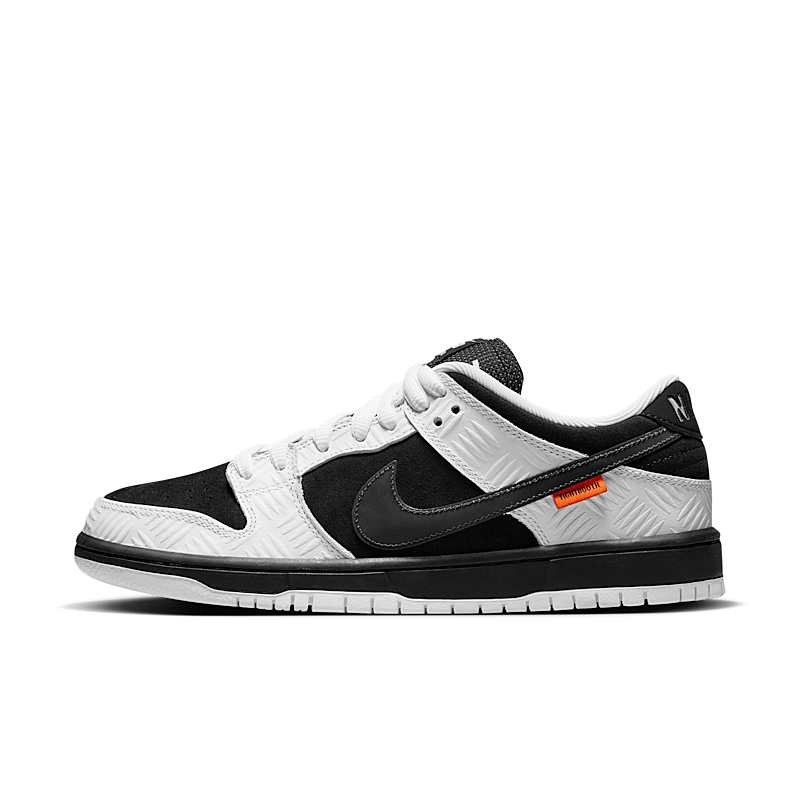 Nike黑白低帮运动休闲板鞋
