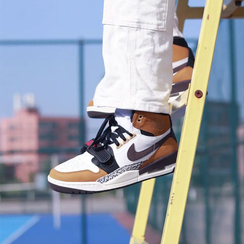 Air Jordan Legacy 312 白棕 三合一男高帮休闲篮球鞋AV3922-102