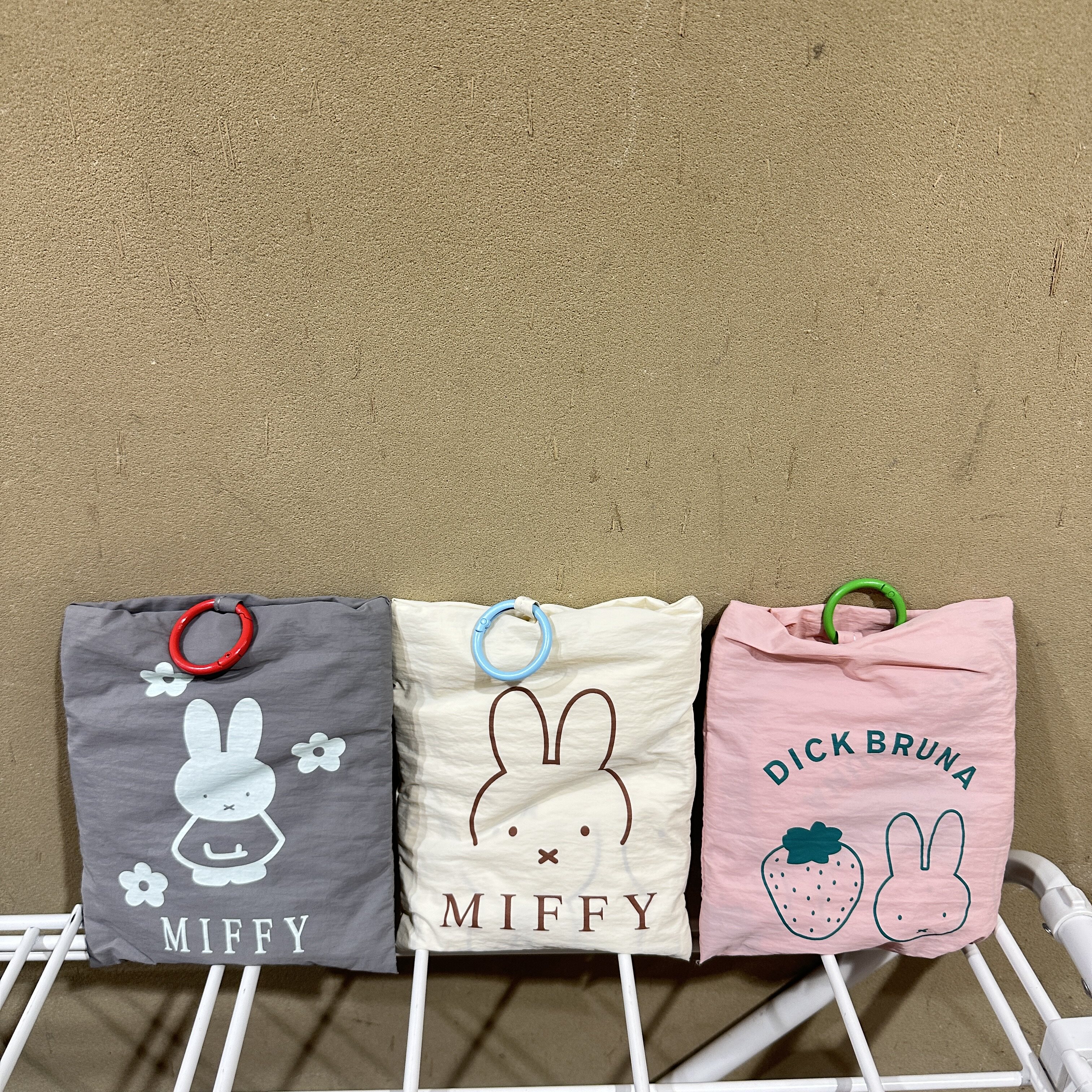 现货日系新款米菲草莓图案购物袋购物袋/环保袋/帆布