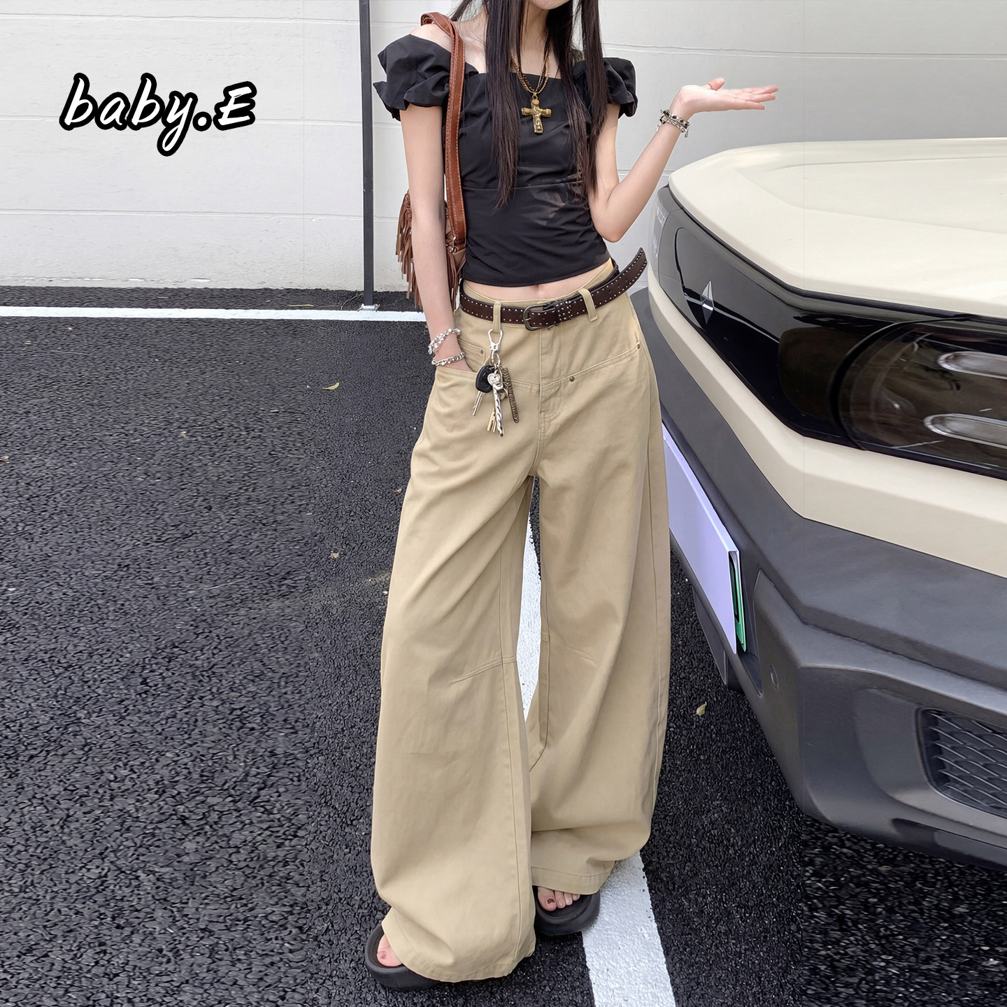Baby.E卡其色解构弯刀牛仔裤女