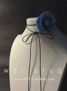 牛仔花朵搭配能手choker