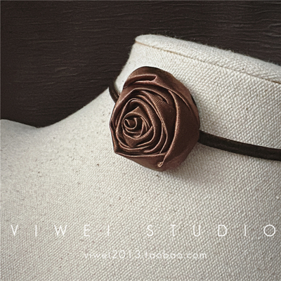 VIWEI迷人棕复古玫瑰花choker