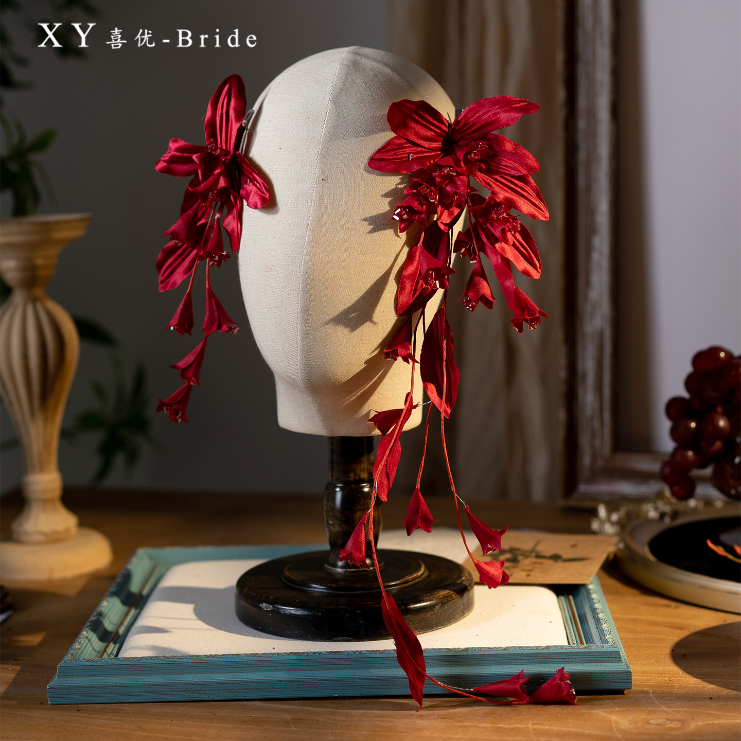 新款法式复古高质感酒红色缎面百合花朵发夹新娘旗袍敬酒服发饰