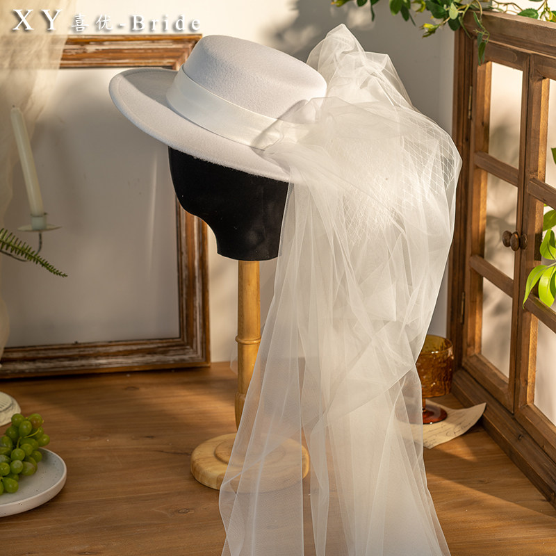 法式白色礼帽头纱 复古羊毛呢优雅白色平顶礼帽 旅拍轻婚纱配饰