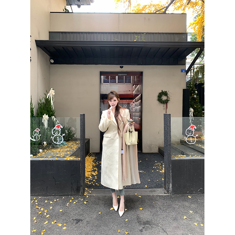 With 99jiu【南韩欧尼】气质正肩珍珠扣毛呢大衣收腰羊毛西装外套