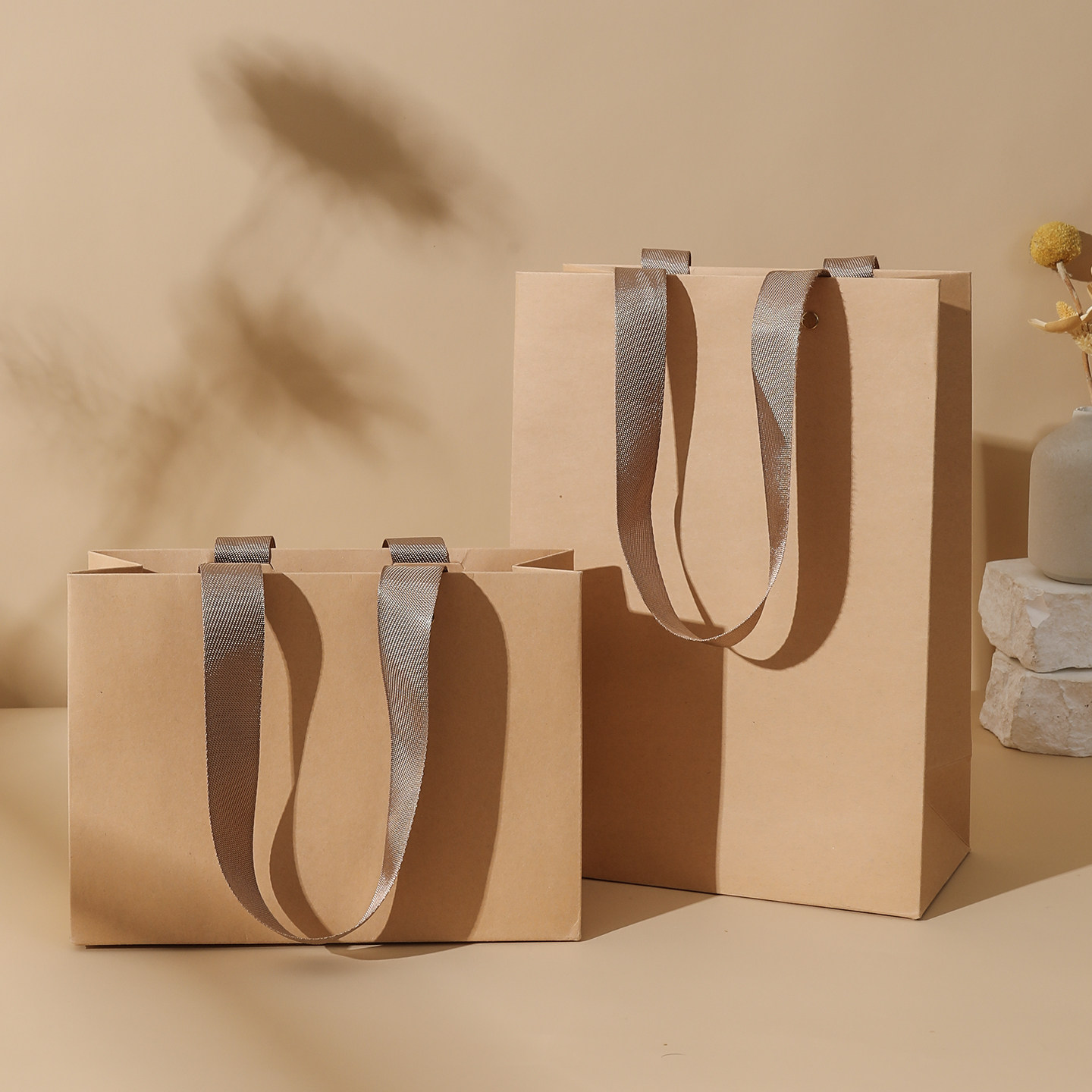 礼品袋高级感牛皮纸手提袋生日礼物袋子伴手礼袋纸袋小中大号包装