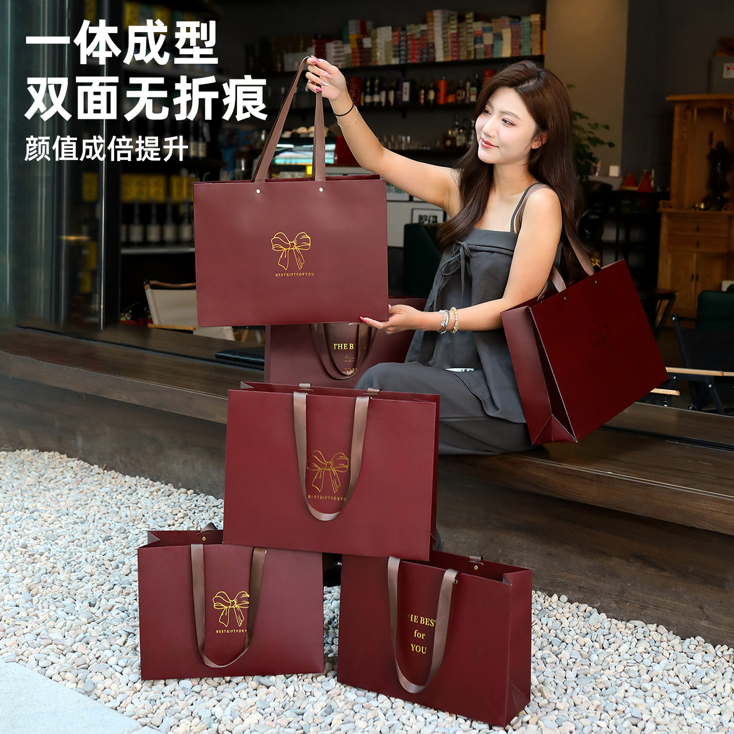 服装店女装衣服用纸袋手提袋红色礼品袋高级感购物袋肩背包装袋子