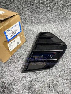 适用凯迪拉克19-22款CT6前雾灯罩保险杠雾灯框前蒙皮开口盖4S同款