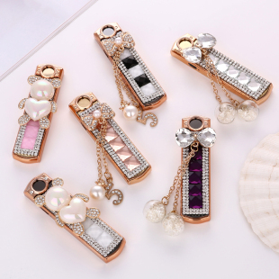 ·新品 镶钻点烟器轻巧纤薄防风户外打火机 女生充电打火机usb创意