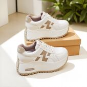 30313233小码 潮 厚底轻便软底运动跑步女鞋 内增高阿甘鞋 女2025新款