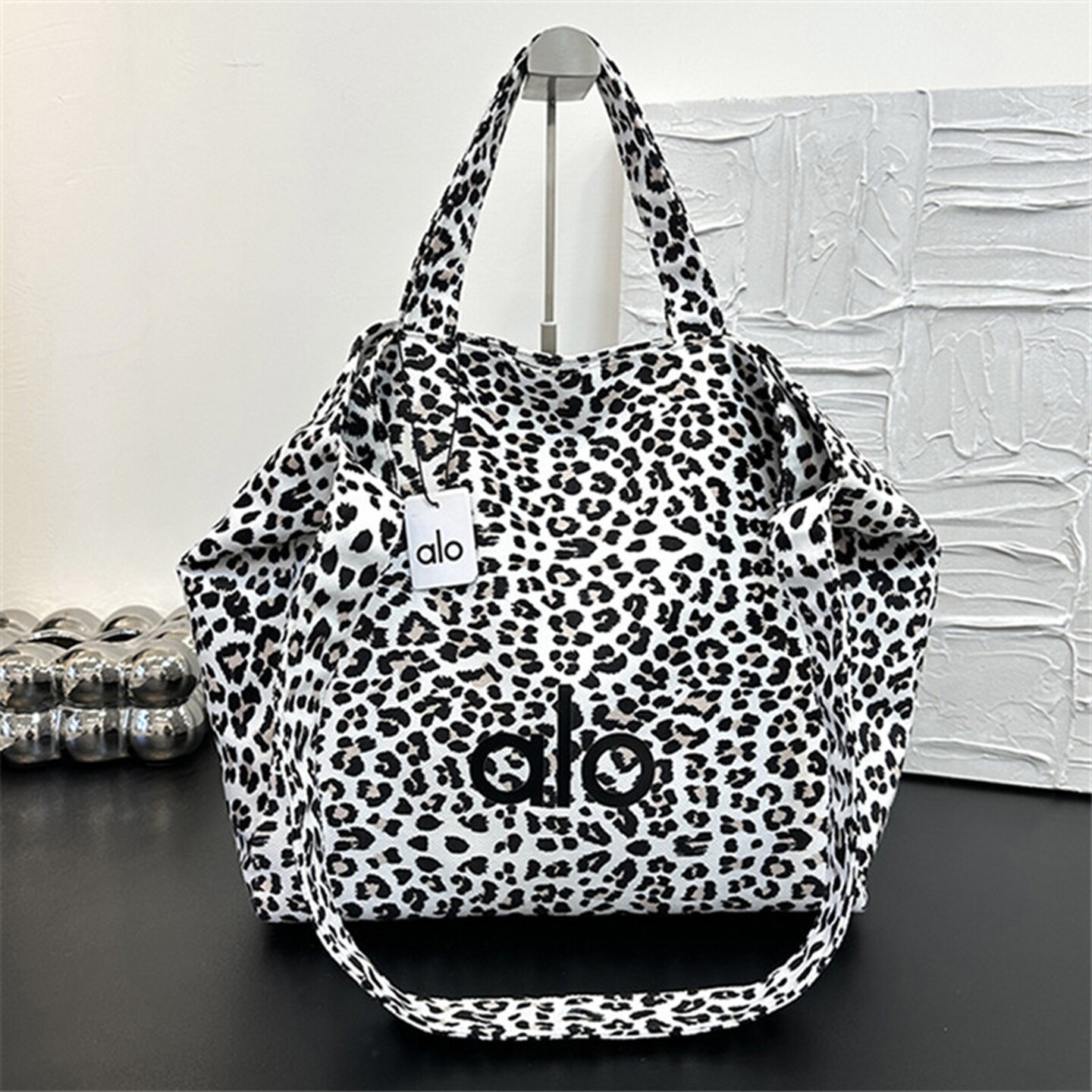 ALO简约休闲托特包女大容量百搭轻便小众豹纹手提包运动瑜伽包
