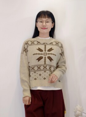 可路莎专柜209653秋冬撞色绣花复古针织衫女宽松套头短款毛衣
