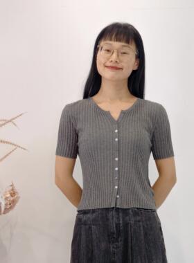 可路莎专柜252608夏季轻薄天丝短款针织开衫女彩虹扣短袖