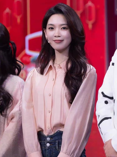 陈瑶春晚同款粉色长袖衬衫春季气质显瘦上衣小众设计感甜美小衫女