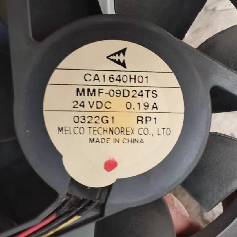 MMF-09D24TS RP1全新三菱24V 0.22A 92*92*25MM散热风扇CA1640H01