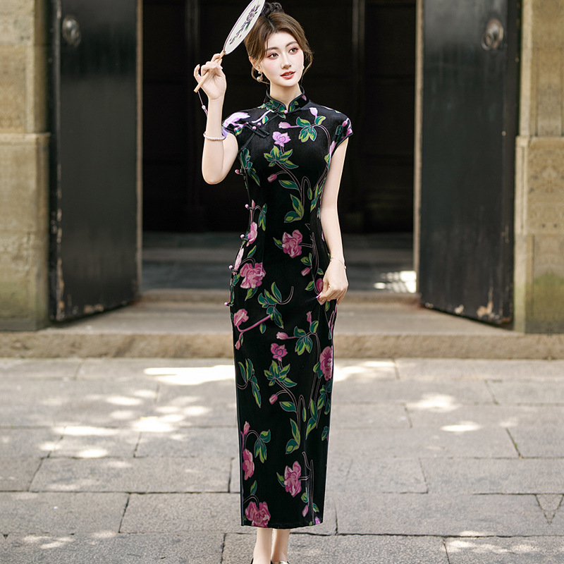 蔓楼兰官方逸红颜川黛半枫荷梦至超国际大牌旗袍先生崔万志旗舰店