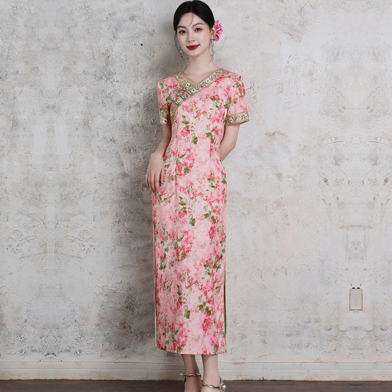 蔓楼兰官方逸红颜独特漂亮千子小姐国际大牌旗袍先生崔万志旗舰店