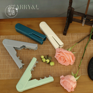 新款鲜花玫瑰打刺钳花艺工具 ABS注塑有颜耐用花店包装材料用品