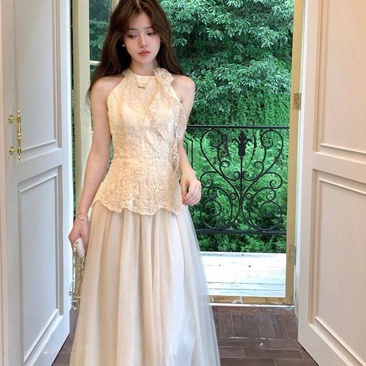 杏色绣花拼接挂脖提花上衣衬衫女时尚套装