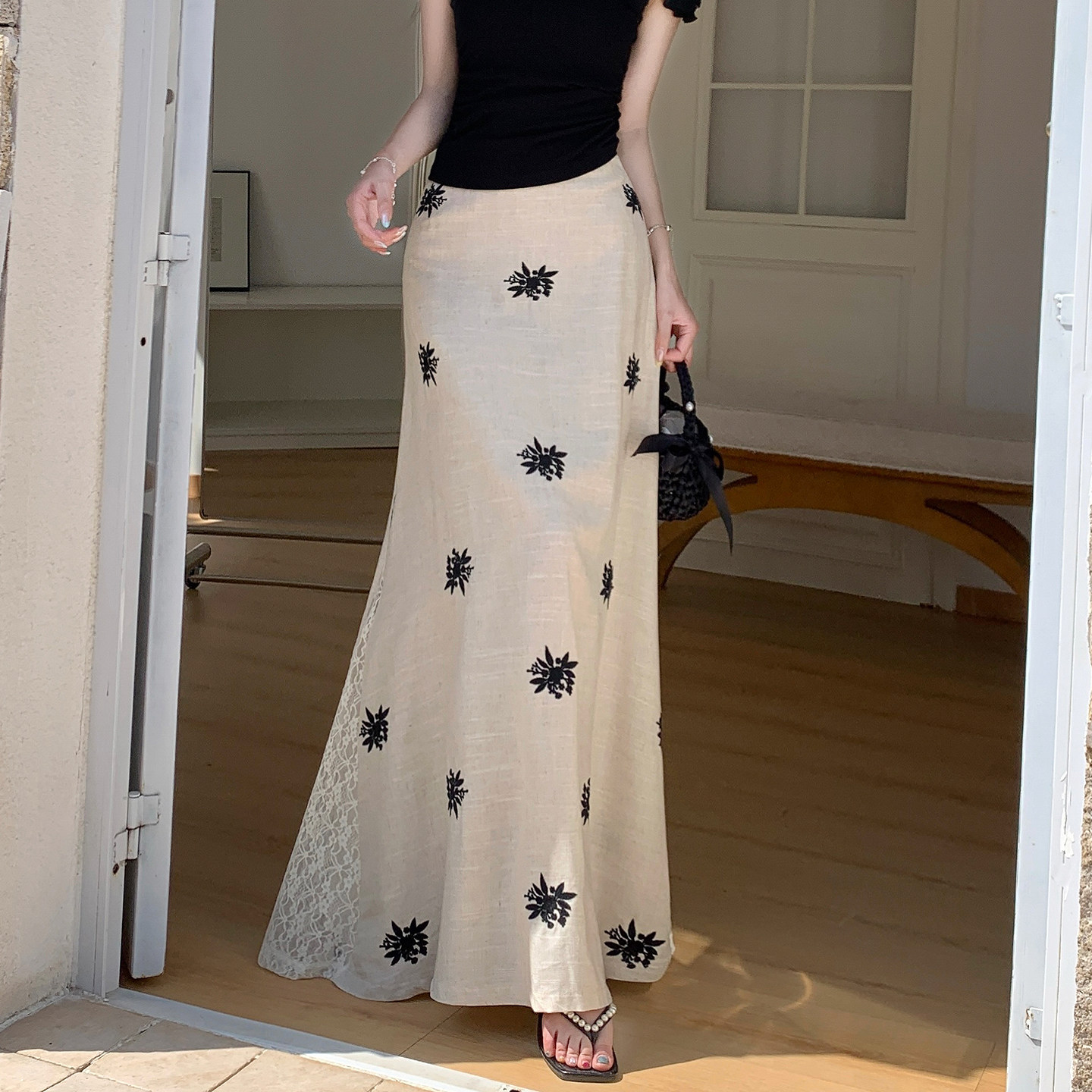 亚麻刺绣蕾丝拼接半身裙女2026夏新款a字中长款设计感鱼尾裙通勤