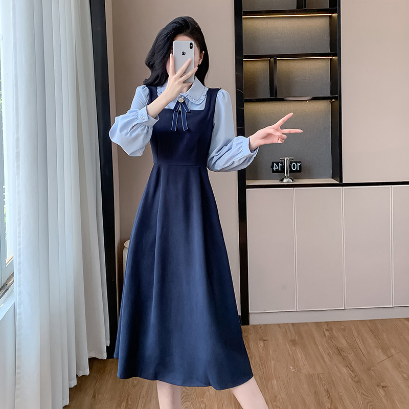 假两件学院风娃娃领连衣裙2026年秋季法式长裙子少女穿搭裙子