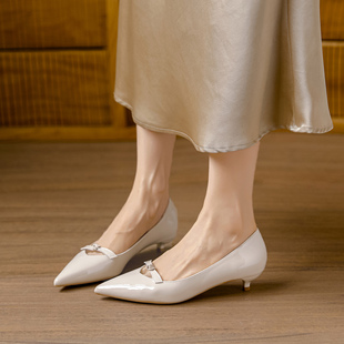 羊皮版~法式米白色蝴蝶结尖头细跟小跟3cm高跟鞋女春秋单鞋不累脚