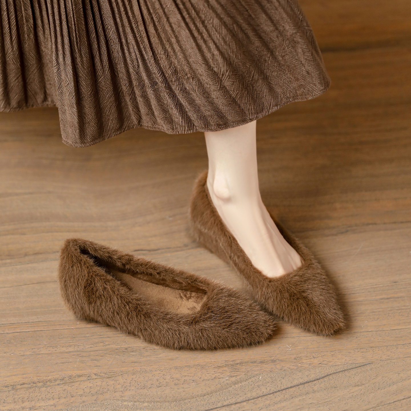 棕色甜美居家毛毛单鞋